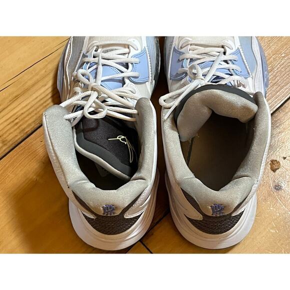 Nike kyrie infinity smoke & mirrors running basketball shoes.white/babyblue 13.5 - Picture 6 of 8